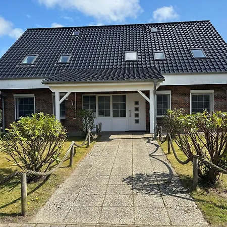 Apartment Apartment 1 - Haus Heinke Am Deich Friedrichskoog